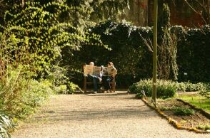 Guardian: Αυτοί είναι οι πιο ήσυχοι και άγνωστοι κήποι της Ευρώπης - Στη λίστα και ένας αθηναϊκός