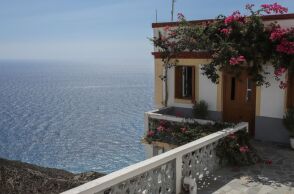 Η La Repubblica αποθεώνει τη γαστρονομία και την αυθεντικότητα της Καρπάθου, αναδεικνύοντας το νησί ως γέφυρα Ελλάδας - Ιταλίας.