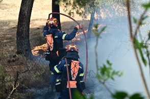 Ένας νεκρός από τη φωτιά στην Κερατέα 