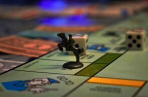 Τι μας διδάσκουν τα επιτραπέζια παιχνίδια και γιατί έχουν γίνει και πάλι δημοφιλή;