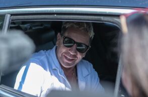 Γιώργος Μαζωνάκης: Εξιτήριο από το Δρομοκαΐτειο - Τα πρώτα λόγια του τραγουδιστή μπροστά στις κάμερες