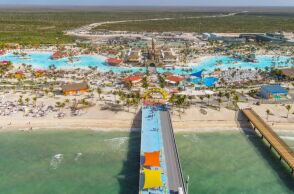 Μπαχάμες: Ένας 79χρονος και μία 74χρονη από τις ΗΠΑ πέθαναν σε ξεχωριστά περιστατικά πνιγμού στο ιδιωτικό θέρετρο 600 εκατ. δολαρίων της Carnival. 