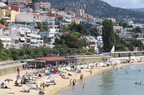 Καλαμίτσα: Μια πανέμορφη παραλία (μέσα) στην Καβάλα