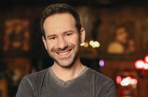 OnlyFans: Υψηλά μερίσματα για τον Λεονίντ Ράντβινσκι - Έλαβε 701 εκατ. δολάρια, ενώ η πλατφόρμα προετοιμάζεται για πιθανή πώληση δισεκατομμυρίων.