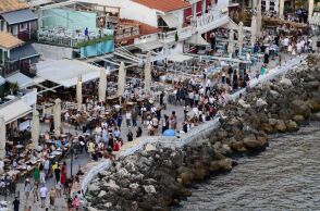 Οι τουρίστες που αφήνουν τα περισσότερα χρήματα στην Ελλάδα