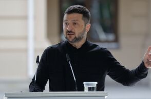 Ζελένσκι: Οι συνομιλίες για εγγυήσεις ασφαλείας πρέπει να γίνουν σε επίπεδο ηγετών