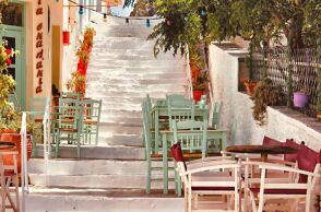 Το μυστικό και ανέγγιχτο ελληνικό νησί που οι ταξιδιώτες κρατούν για τον εαυτό τους