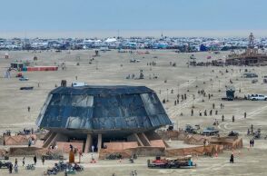 Άνδρας βρέθηκε νεκρός σε «λίμνη αίματος» στο Burning Man - Οι αρχές της Νεβάδα ερευνούν ανθρωποκτονία - Το φεστιβάλ συνεχίζεται 