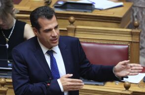 Πλεύρης για μεταναστευτικό: Εάν δεν είσαι δικαιούχος ασύλου, δε μπορείς να επιβαρύνεις την κοινωνία