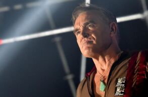 Ο Morrissey απέρριψε ευγενικά την πρόσκληση να παίξει στο συνέδριο του Reform UK, δηλώνοντας απολίτικος, παρά τις παλιές ακροδεξιές του θέσεις.