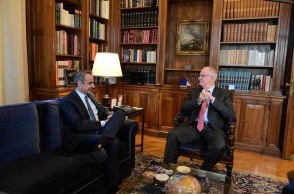 Κυριάκος Μητσοτάκης και Κωνσταντίνος Τασούλας