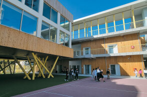 Σχολή Χατζήβεη