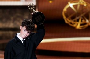 Emmys 2025: Έγραψε ιστορία ο 15χρονος πρωταγωνιστής του Adolescence -  Έγινε ο νεότερος νικητής βραβείου 