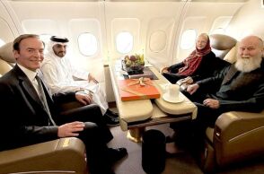 Ζευγάρι Βρετανών κρατούμενων από τους Ταλιμπάν για 8 μήνες, απελευθερώθηκε μέσω Κατάρ - Η οικογένεια μιλά για «τεράστια χαρά και ανακούφιση»