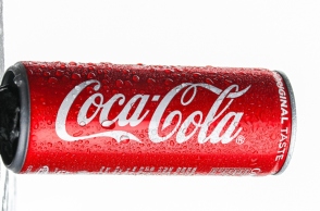 Το λογότυπο της Coca Cola και το κρυμμένο μήνυμα 