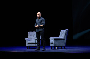 Μάνος Χατζημαλωνάς - Stand up therapy