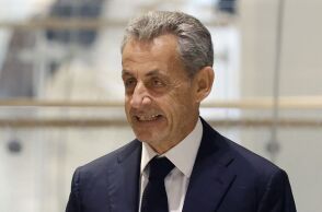 Ο πρώην Γάλλος πρόεδρος Νικολά Σαρκοζί καταδικάστηκε σε πέντε χρόνια φυλάκιση, σύμφωνα με πληροφορίες γαλλικών μέσων ενημέρωσης.