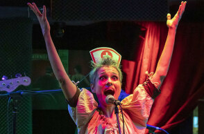 Μαρίνα Αντωνοπούλου: 7+1 ερωτήσεις για την κυρία Μπάνγκο