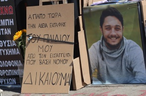 Ο Πάνος Ρούτσι κάνει απεργία πείνας ζητώντας την εκταφή του παιδιού του