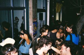 Collective of Collectives: Ελεύθερη καλλιτεχνική έκφραση σε όλη την Αθήνα 