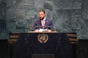 Το πολιτικό φαινόμενο του Αχμέντ αλ-Σάραα και το αβέβαιο μέλλον της Συρίας