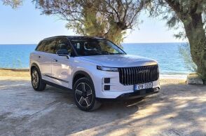 Το νέο υβριδικό Jaecoo 7 SHS θα ελαφρύνει την τσέπη σας με αδιανόητη οικονομία