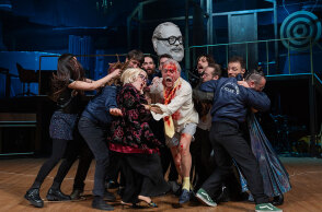 «Merde» στο Δημοτικό Θέατρο Πειραιά