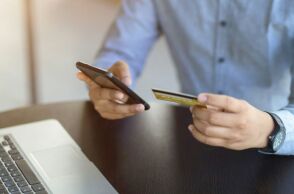 ΕΕ-Ευρωπαϊκή Επιτροπή: Νέοι κανόνες για ταχύτερη και ασφαλέστερη μεταφορά χρημάτων - Τι αλλάζει από σήμερα για πολίτες και επιχειρήσεις της ευρωζώνης  