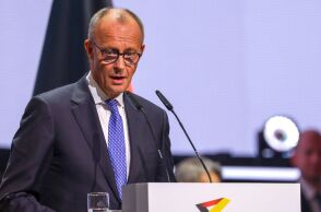 Η Γερμανία καταργεί την ταχεία πολιτογράφηση, σηματοδοτώντας αυστηρότερη στάση στη μετανάστευση και αλλαγή πολιτικού κλίματος.