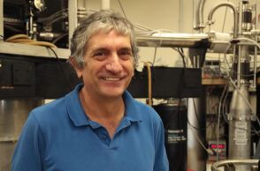 Ο νομπελίστας John Martinis εξηγεί: Λυπάμαι αλλά είμαι κροατικής καταγωγής