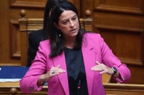 Η υπουργός Εργασίας, Νίκη Κεραμέως