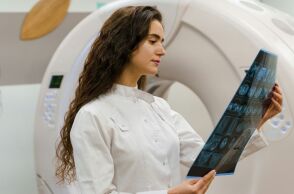 Το υπερηχογράφημα εγκαινιάζει μια νέα εποχή αντιμετώπισης του καρκίνου χωρίς χειρουργική επέμβαση - Η «τυχαία» ανακάλυψη στο Πανεπιστήμιο του Μίσιγκαν.