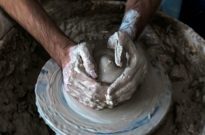 Πόλη μου φτιαγμένη απο πηλό: Εργαστήρια κεραμικής σε Αθήνα και Θεσσαλονίκη