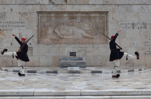 Μνημείο Αγνώστου Στρατιώτη: Ο λαός έχει πάντα δίκιο;