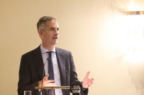 Ο Κώστας Μπακογιάννης στην εκδήλωσή του