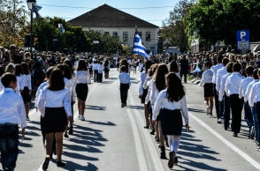 Κακώς παρελαύνουμε κάθε 28η Οκτωβρίου