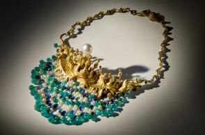 Σαλβαντόρ Νταλί: Το περιδέραιο «Swirling Sea Necklace» πουλήθηκε έναντι €736.600 στον οίκο Sotheby’s σε δημοπρασία-ρεκόρ - Διπλασιάστηκε η αρχική εκτίμηση 