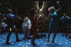 Θέατρο του Νέου Κόσμου: 6 παραστάσεις που σοκάρουν, συγκινούν και προκαλούν διάλογο με την κοινωνία