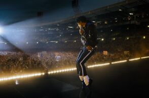 Michael: Το πρώτο τρέιλερ της βιογραφίας του Μάικλ Τζάκσον συγκέντρωσε 116,2 εκατομμύρια προβολές παγκοσμίως σε 24 ώρες, σπάζοντας κάθε ρεκόρ