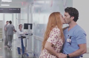 Στιγμιότυπο από την κομμένη σκηνή φιλιού του Μπαλντόνι με τη Λάιβλι 