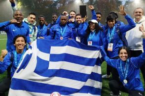 Η Εθνική Ομάδα Προσφύγων στην τρίτη θέση του Unity EURO Cup 2025 