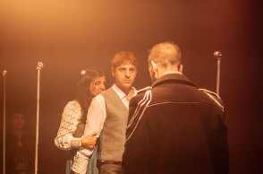 «Το καταραμένο παιδί» στο Θέατρο Arroyo