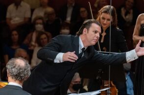 Θεόδωρος Κουρεντζής - Utopia: Μια βαγκνερική μαγεία 70 λεπτών