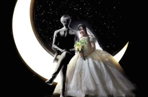 Σε βλέπω να παντρεύεσαι ένα καρτούν