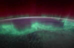 Η αστροναύτης της NASA, Ζένα Κάρντμαν, κατέγραψε σε εντυπωσιακό βίντεο το Βόρειο Σέλας από τον Διεθνή Διαστημικό Σταθμό