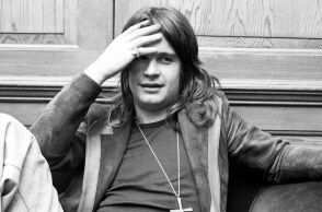 Όζι Όσμπορν: Η ατέλειωτη σπείρα από καταχρήσεις, παραλογισμό και θεία (ή δαιμονική) έμπνευση