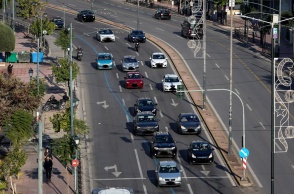 Αυτοκίνητα σε δρόμο της Αθήνας