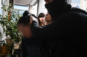 Η 46χρονη κατηγορούμενη για τη δολοφονία της πεθεράς της στη Σαλαμίνα