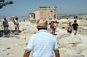 Ηλικιωμένος στην Ακρόπολη