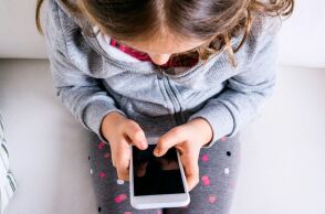 Η Meta αρχίζει να μπλοκάρει ανήλικους στην Αυστραλία από Instagram και Facebook